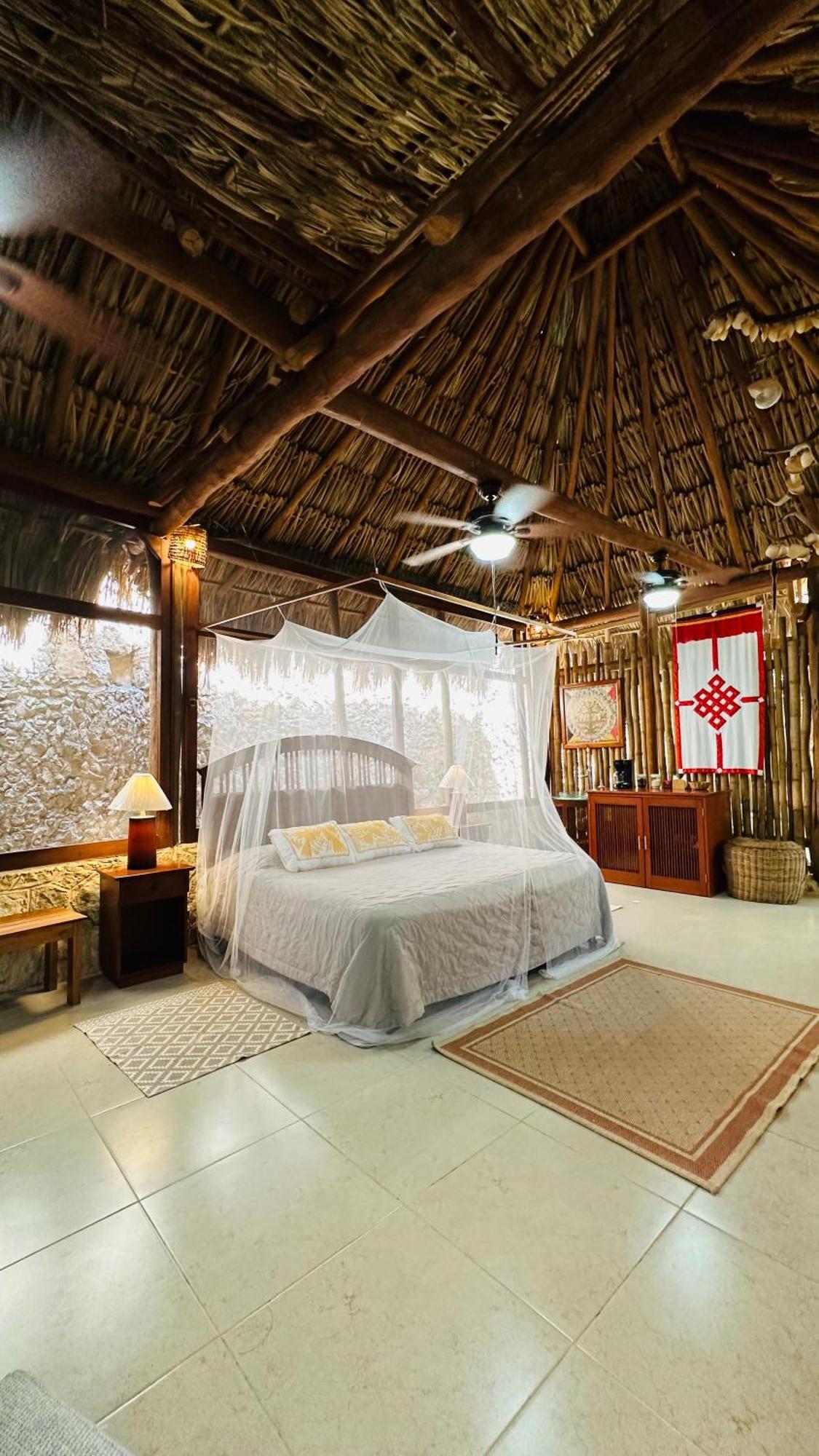Casa Quetzal Hotel バリャドリッド エクステリア 写真