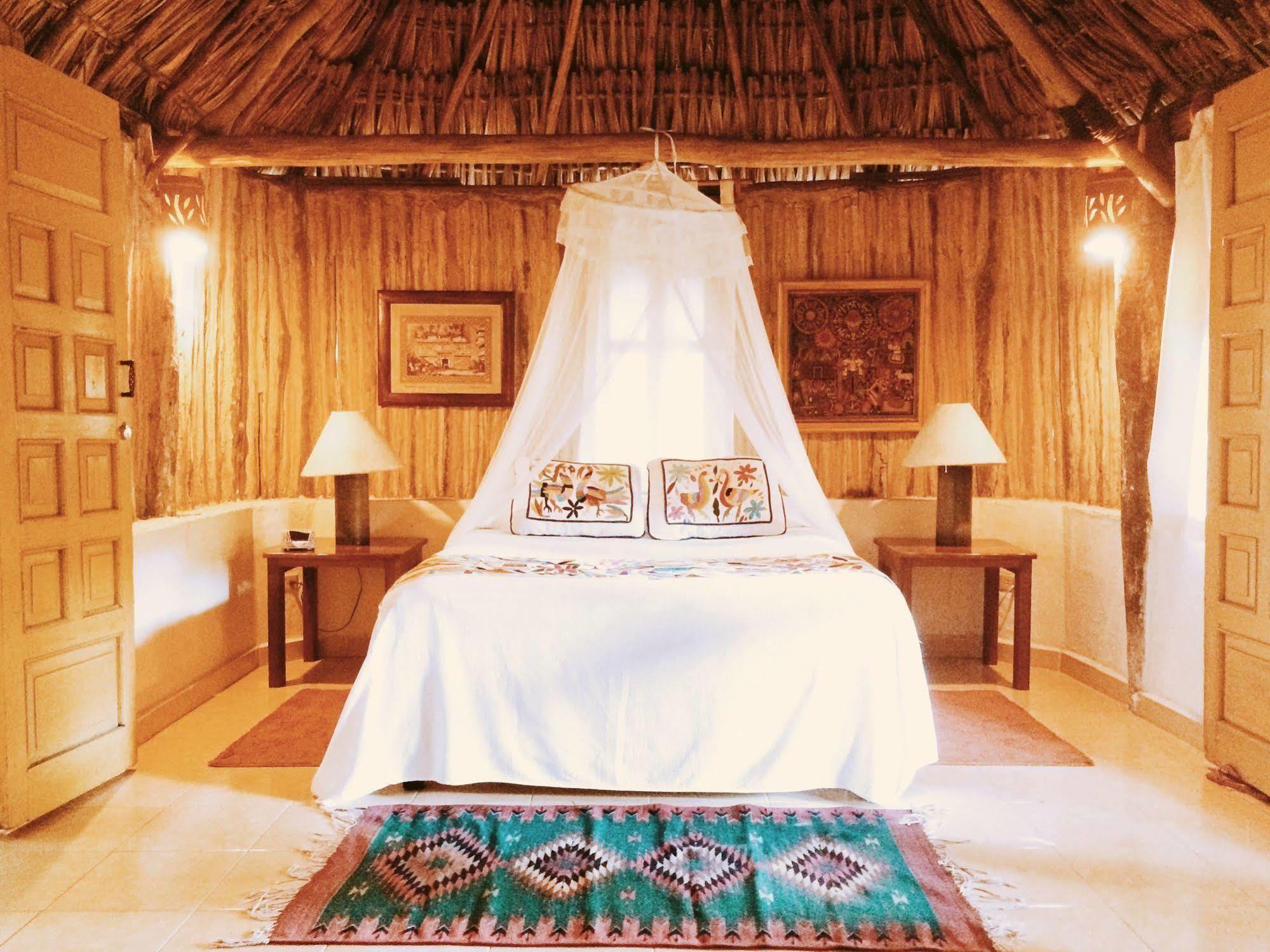 Casa Quetzal Hotel バリャドリッド エクステリア 写真