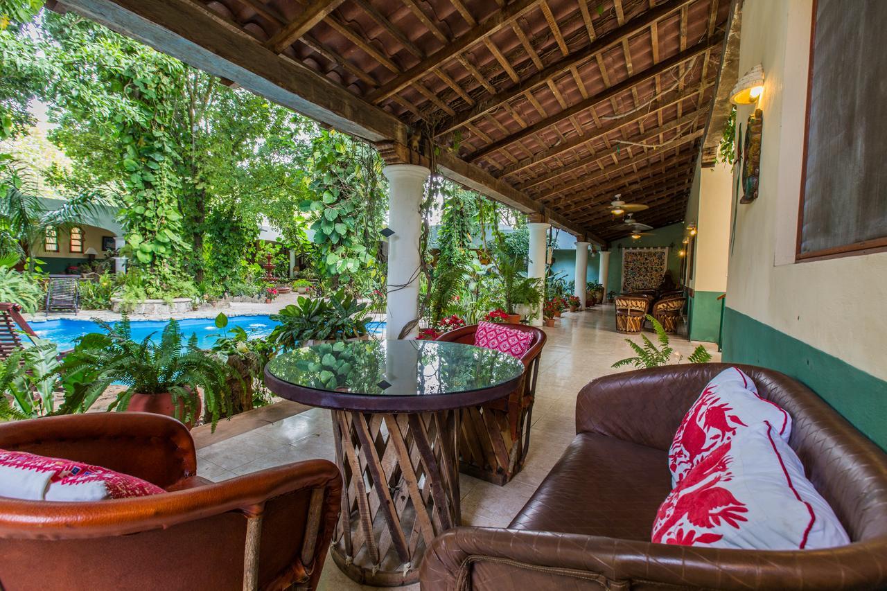 Casa Quetzal Hotel バリャドリッド エクステリア 写真